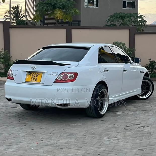 Toyota Mark X 2.5 AWD 2006 White