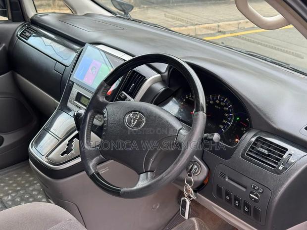 Toyota Alphard 2006 Black