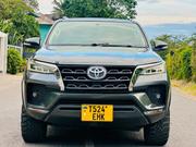 Toyota Fortuner 2020 Gray for sale