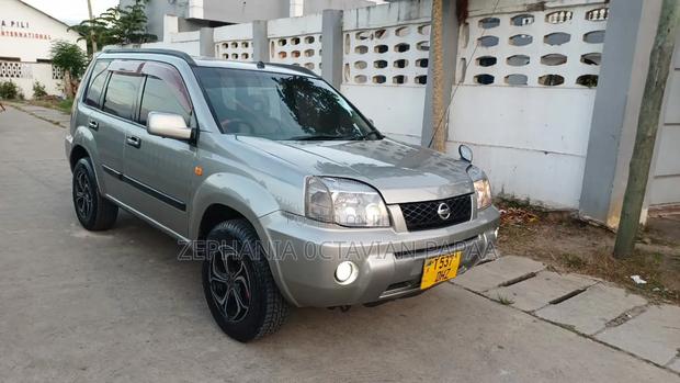 Nissan X-Trail 2004 Silver