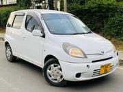 Toyota Fun Cargo 2004 White for sale