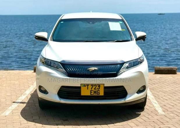 Toyota Harrier 2015 White