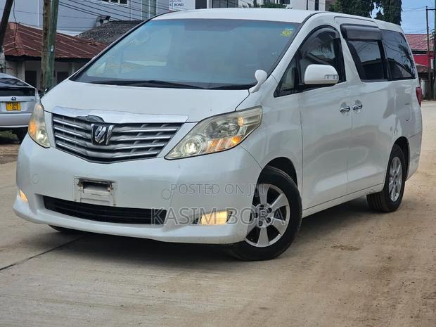Toyota Alphard 2006 White