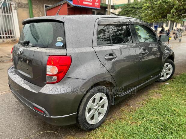 Toyota IST 2008 Gray