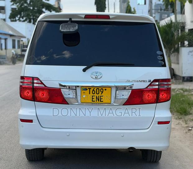 Toyota Alphard 2007 White
