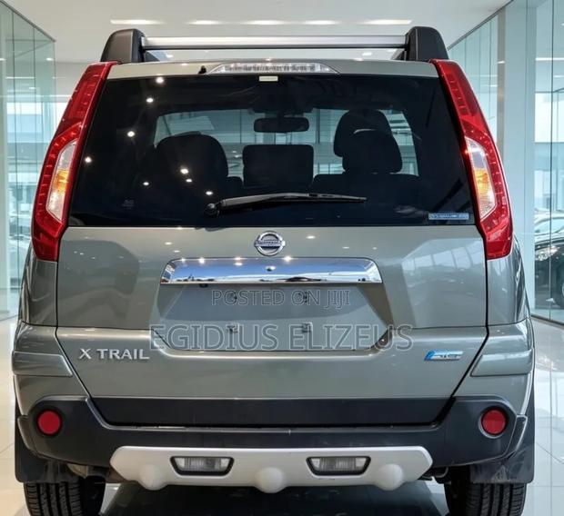 Nissan X-Trail 2013 Gray