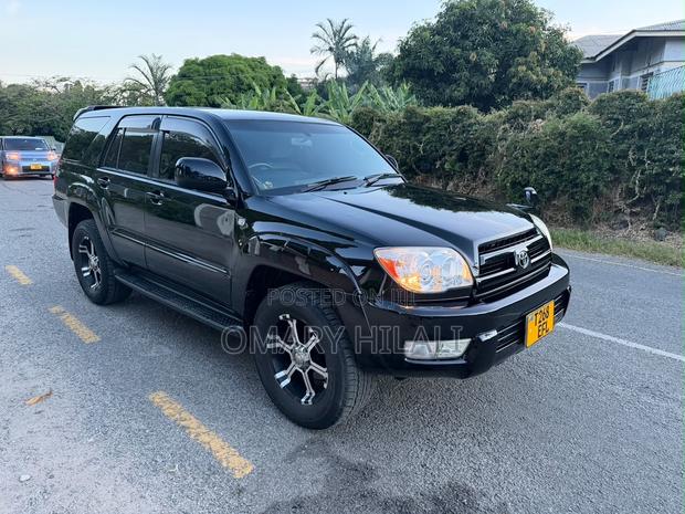 Toyota Hilux Surf 2006 Black