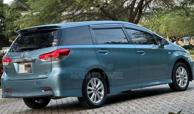 Toyota Wish 2009