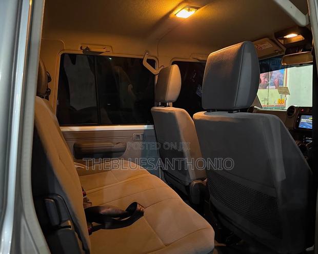 Toyota Land Cruiser 2025 Gray