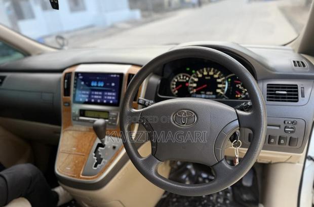 Toyota Alphard 2007 Pearl
