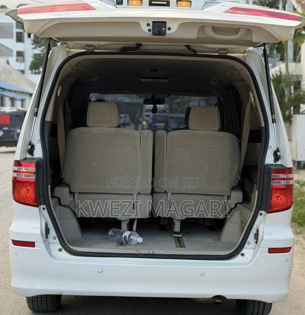 Toyota Alphard 2007 Pearl
