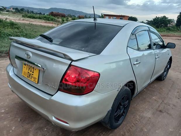 Toyota Allion 2004 Silver