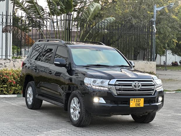 Toyota Land Cruiser 2021 Black