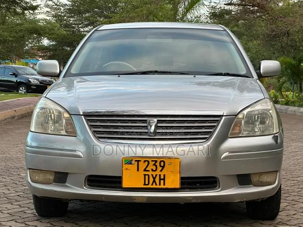 Toyota Premio 2004 Silver