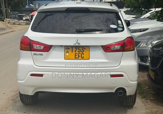 Mitsubishi RVR 2013 White