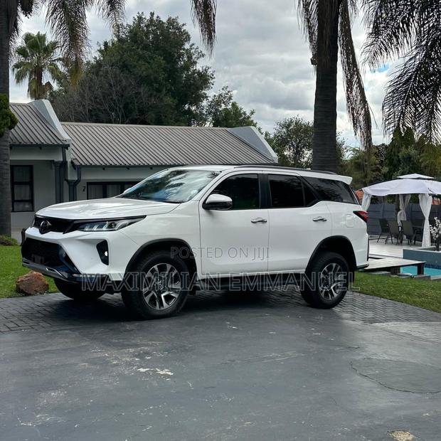 New Toyota Fortuner 2023 White