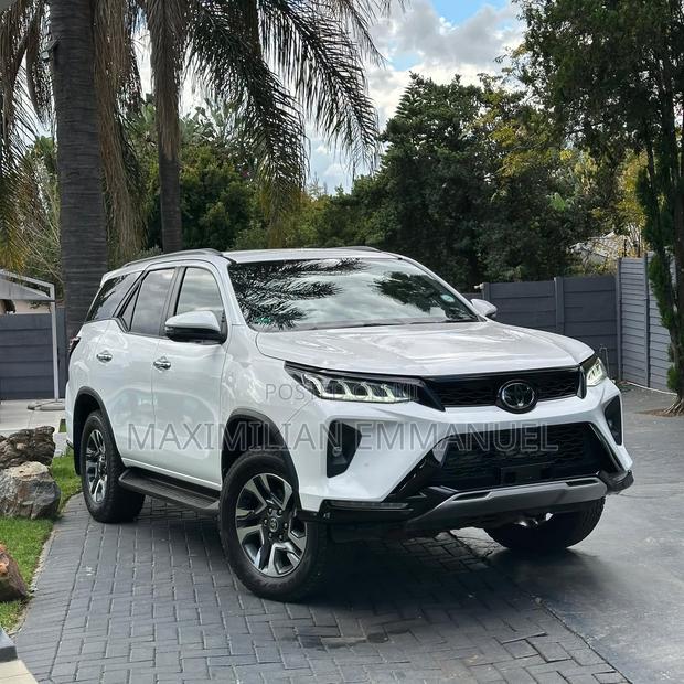 New Toyota Fortuner 2023 White
