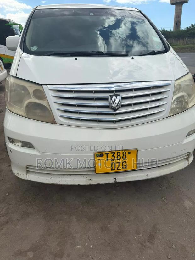 Toyota Alphard 2006 White
