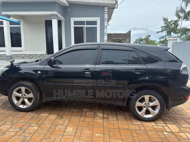 Toyota Harrier 2004 Black