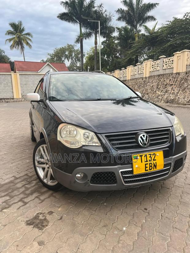 Volkswagen Polo 2009 Black