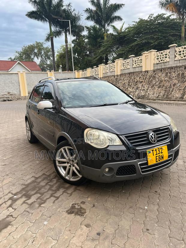 Volkswagen Polo 2009 Black