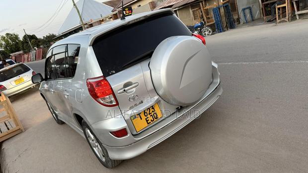 Toyota RAV4 2005 Silver