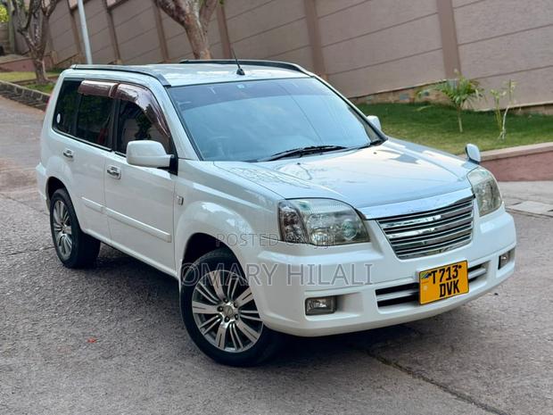 Nissan X-Trail 2004 White