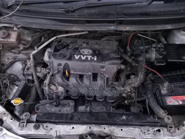 Toyota Corolla Spacio 2004 Silver