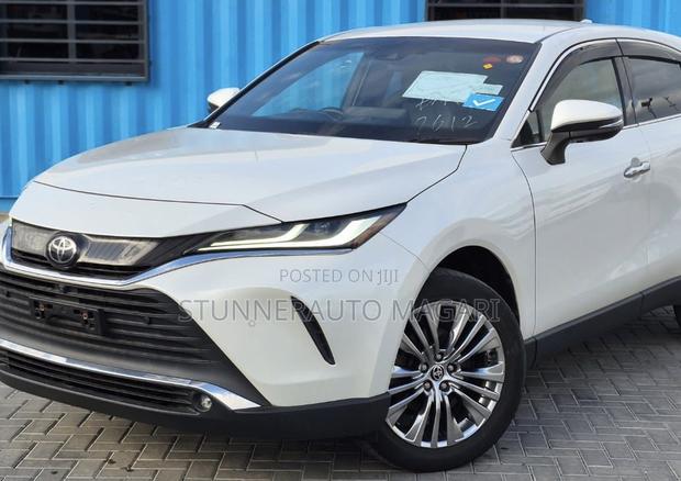 Toyota Harrier 2021 Pearl
