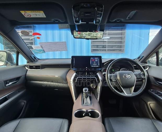 Toyota Harrier 2021 Pearl