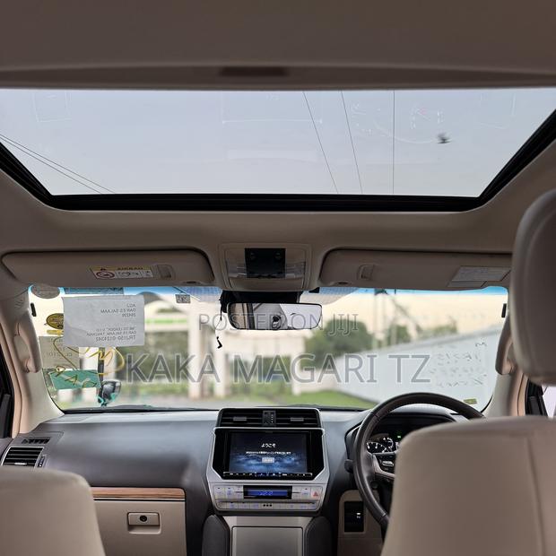 Toyota Land Cruiser Prado 2019 Black