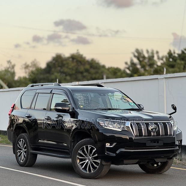 Toyota Land Cruiser Prado 2019 Black
