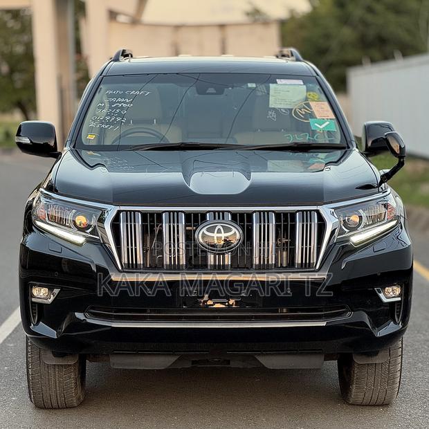 Toyota Land Cruiser Prado 2019 Black
