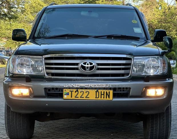 Toyota Land Cruiser Prado 2004 Gray