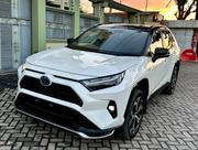 Toyota RAV4 Hybrid 2022 White for sale