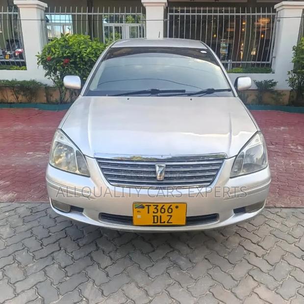 Toyota Premio 2004 Silver