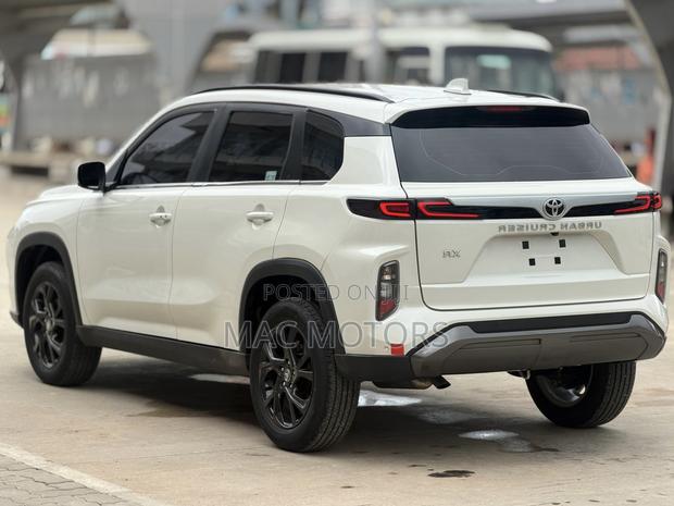 Toyota Urban Cruiser 2025 White