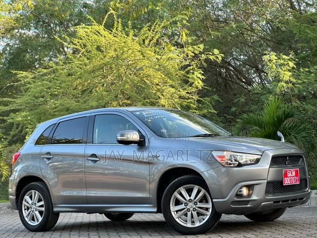 Mitsubishi RVR 2.0 2011 Gray