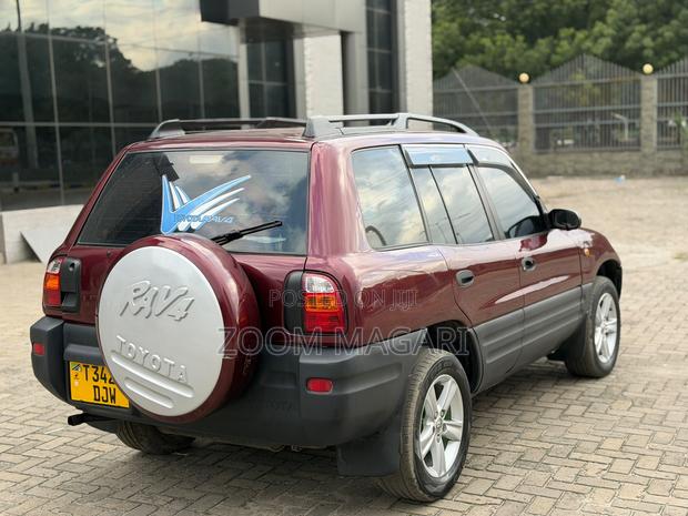 Toyota RAV4 1999 Maroon