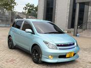 Toyota IST 2005 Blue for sale