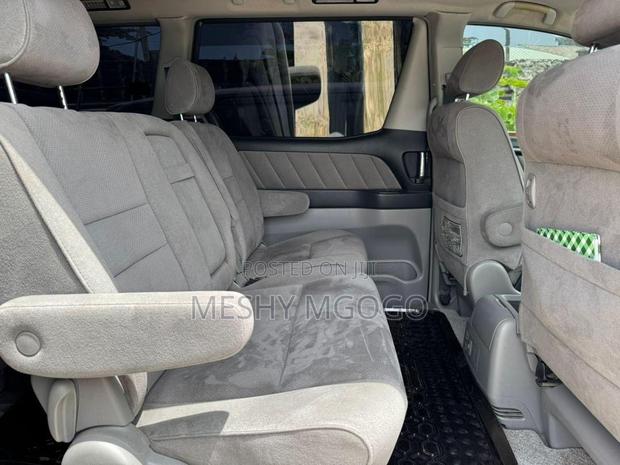 Toyota Alphard 2.4 Petrol FWD 2008 Black