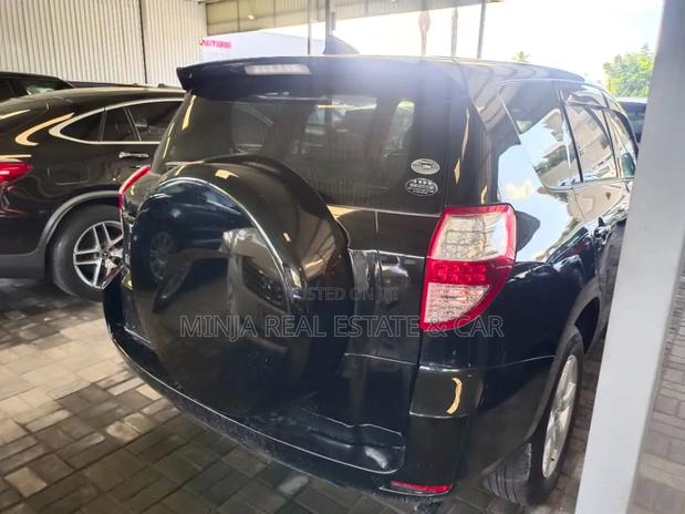 Toyota Vanguard 2008 Black