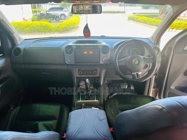 Volkswagen Amarok 2014 Beige