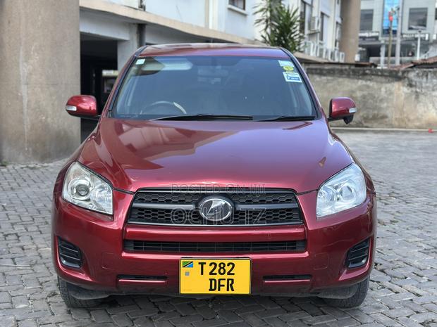 Toyota RAV4 2.4 2005 Maroon