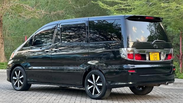 Toyota Alphard 2004 Black