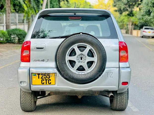 Toyota RAV4 2004 Silver