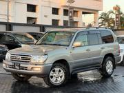 Toyota Land Cruiser 100 4.2 2006 Gray for sale