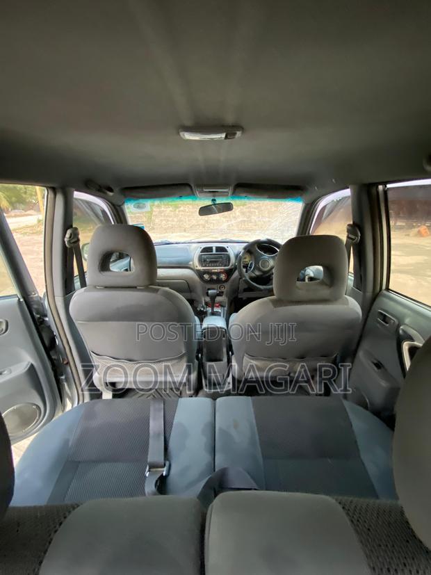 Toyota RAV4 Automatic 2003 Silver
