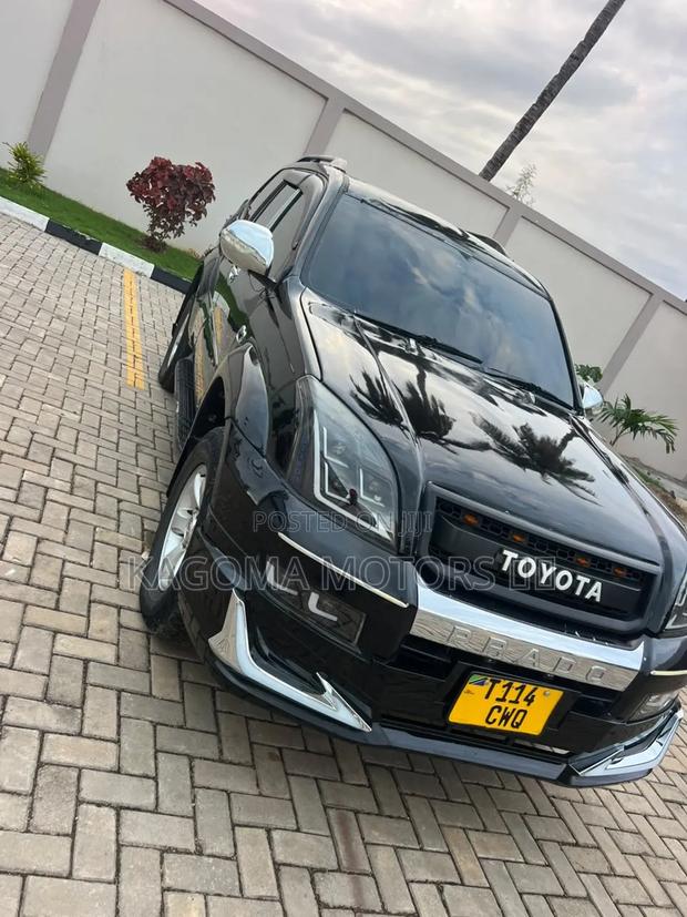 Toyota Land Cruiser Prado 2005 Black