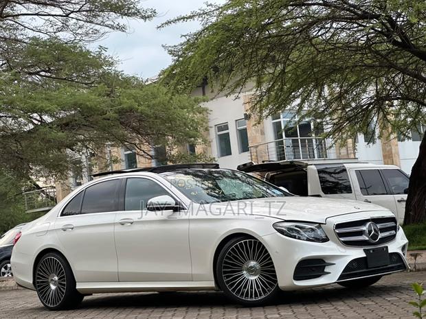 Mercedes-Benz C-Class 2016 White